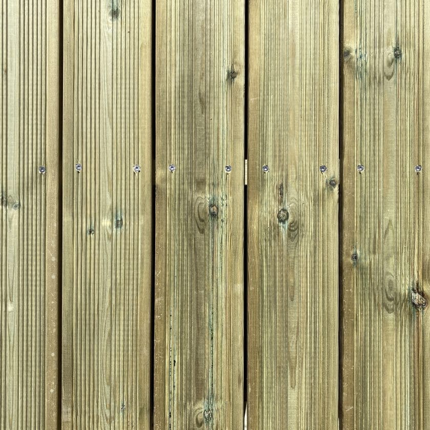 terrasse bois en pin sylvestre traité autoclave vert côté rainuré
