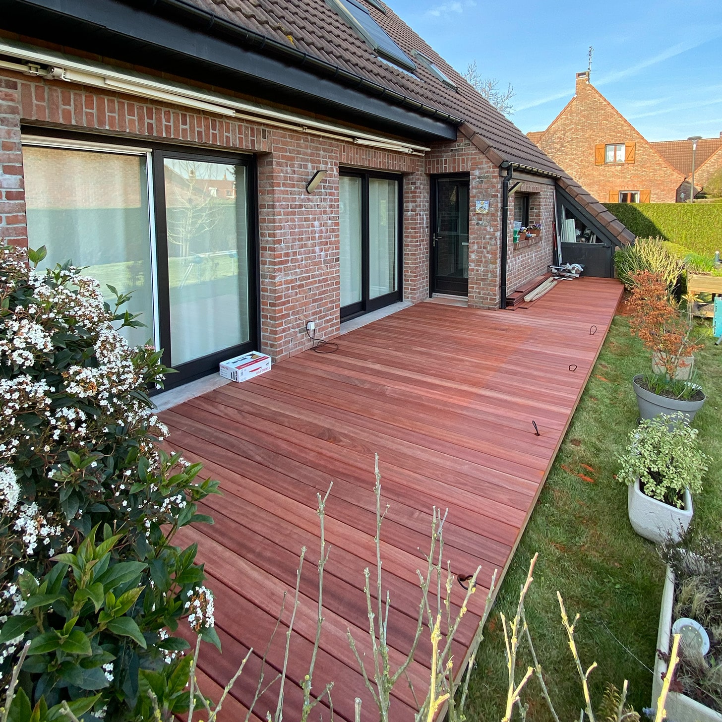 terrasse en bois, Padouk, jardin, terrasse en bois propre, détente