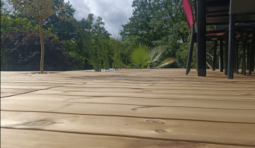 Quel type de bois convient le mieux pour une terrasse en bois?
