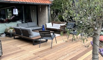 Transformer sa terrasse bois en salon d’extérieur estival